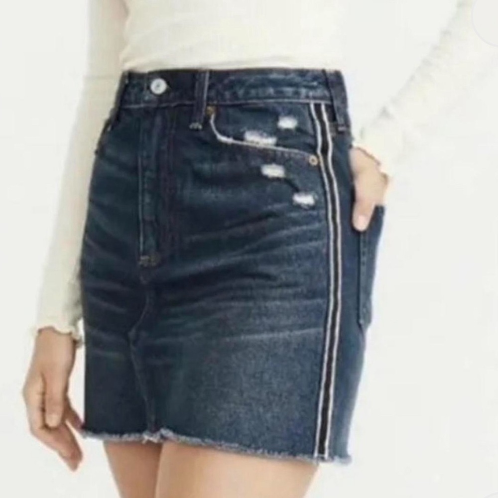 Abercrombie and Fitch | Denim Rise vintage A-Line mini skirt | size 25